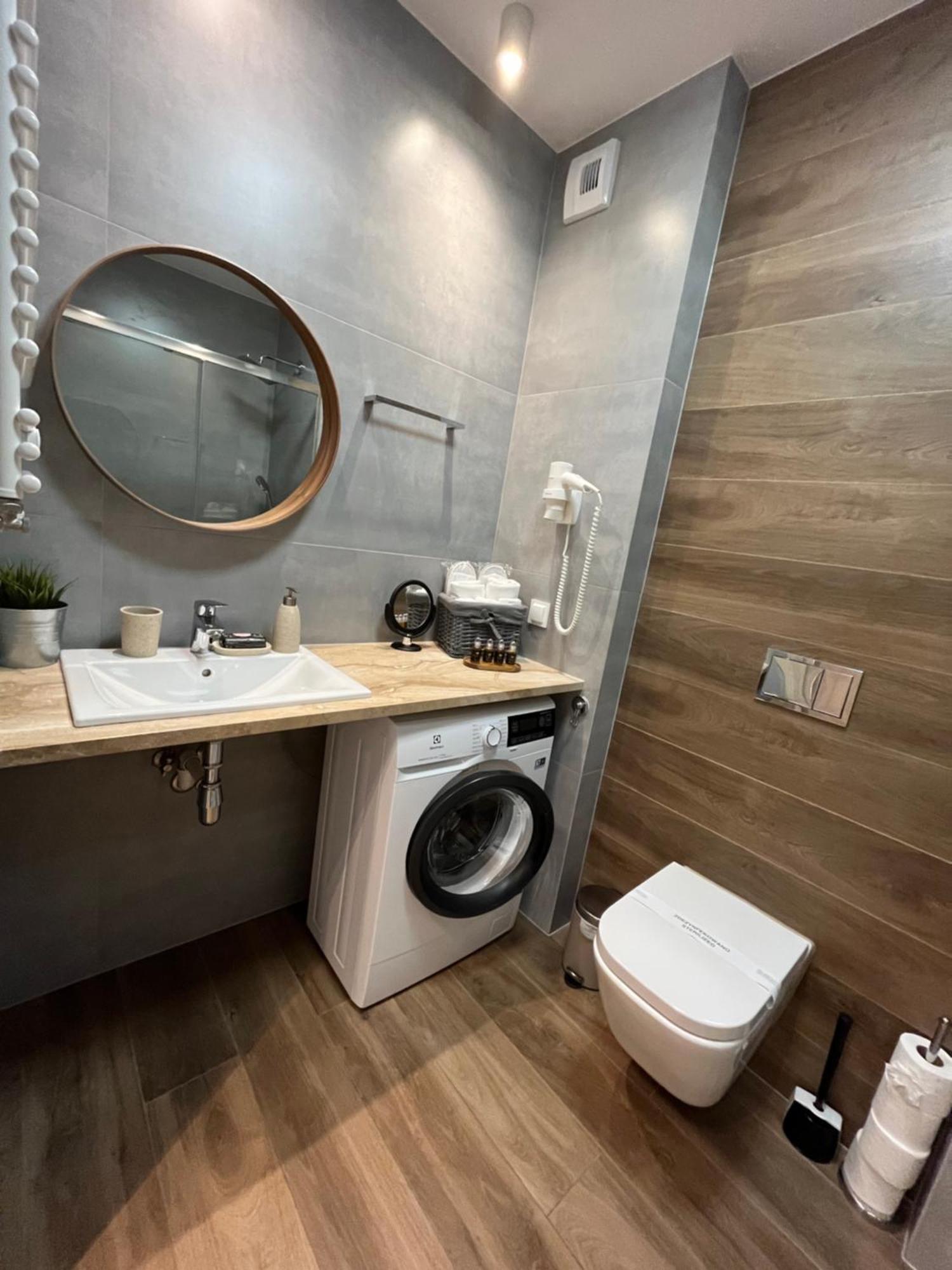 Kapitanskie Kasprowicza 20b Basen Sauny Jacuzzi Grota Solna Silownia * Kolberg